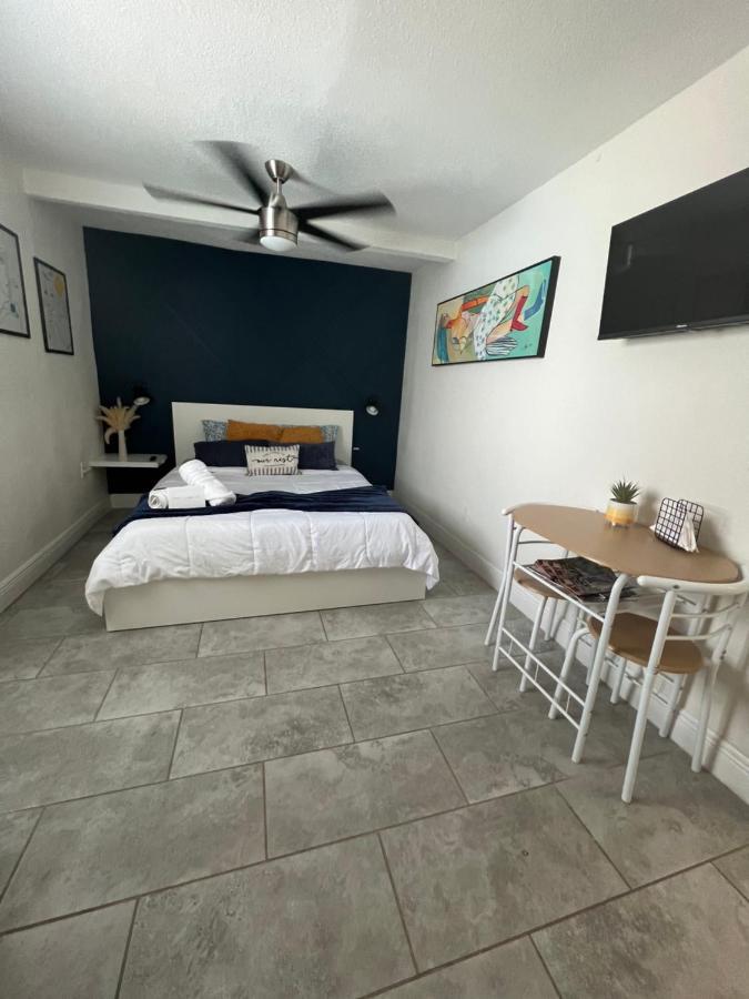 Busch Gardens Bliss Suite -1 Tampa Exterior photo